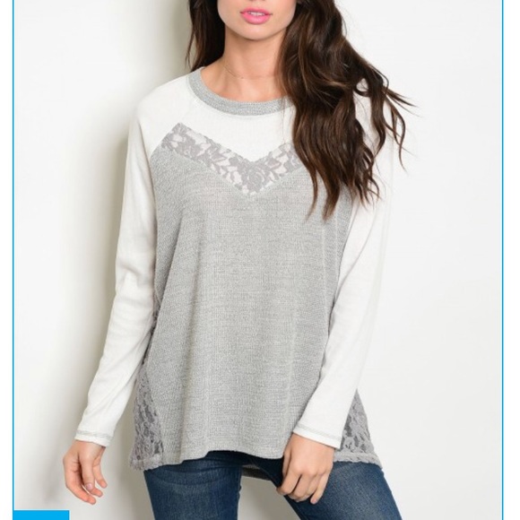Tops - 5⭐️ rated⚠️only 3 left⚠️ mixed media comfy top